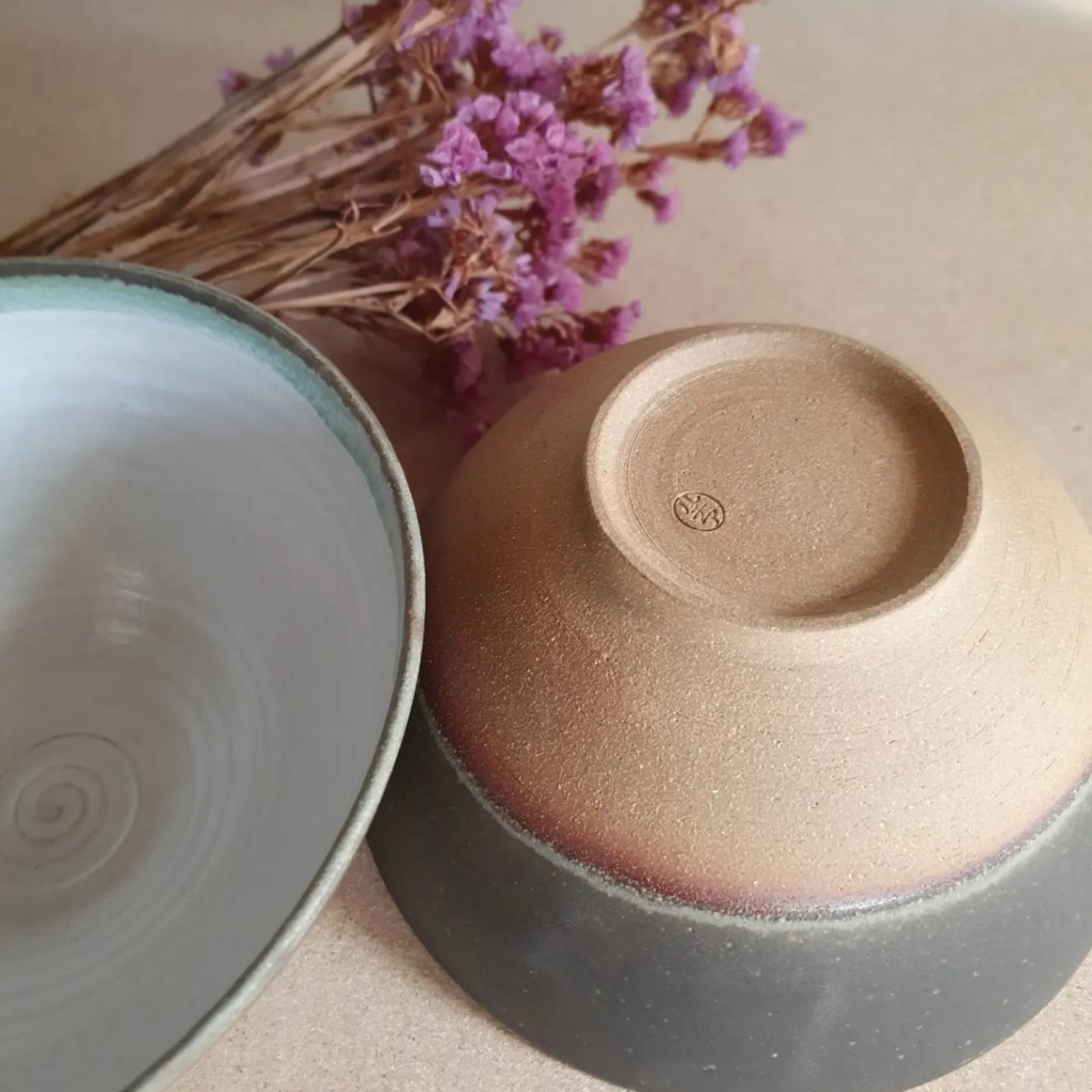 Poteries de saison, Séné, céramique, Vannes, Morbihan, Bretagne, stages, cours, vases, sculpture, vaisselle, artisanat d'art