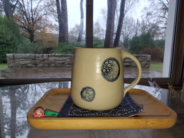 Poteries de saison, Séné, céramique, Vannes, Morbihan, Bretagne, stages, cours, vases, sculpture, vaisselle, artisanat d'art, boutique