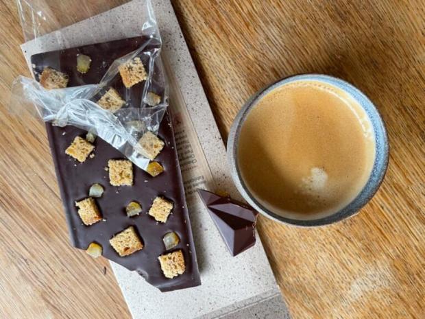 Poteries de saison, Séné, céramique, Vannes, Morbihan, Bretagne, stages, cours, vases, sculpture, vaisselle, artisanat d'art, boutique